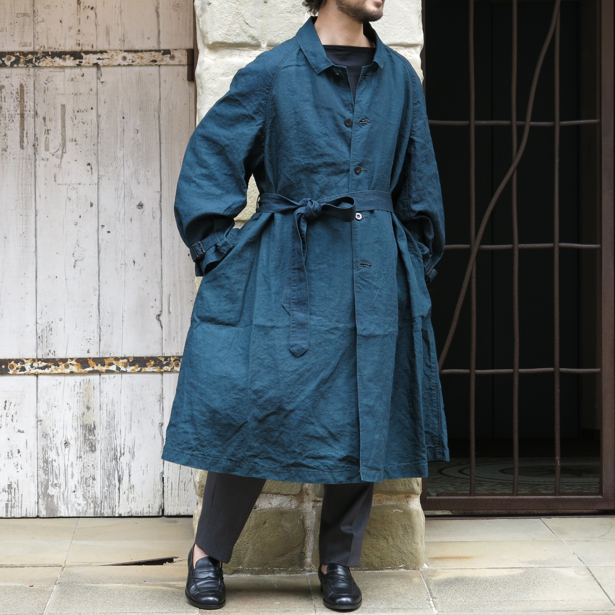 OUTIL MANTEAU UZES BLACK INDIGO - アウター